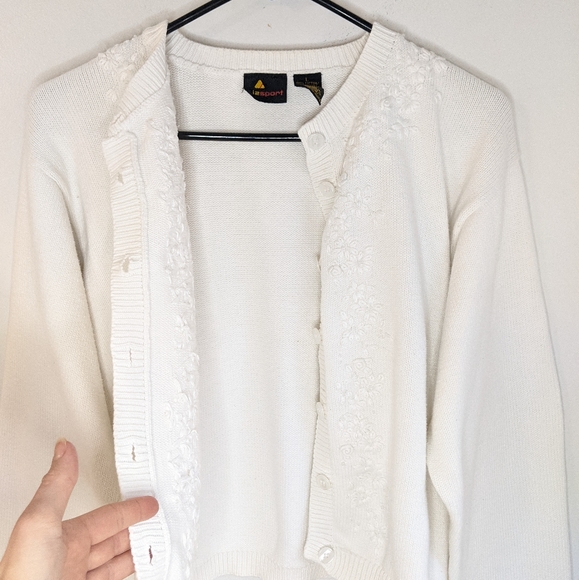 Vintage 90s  Coquette Girl Embroidered Cropped Cardigan - Picture 8 of 10